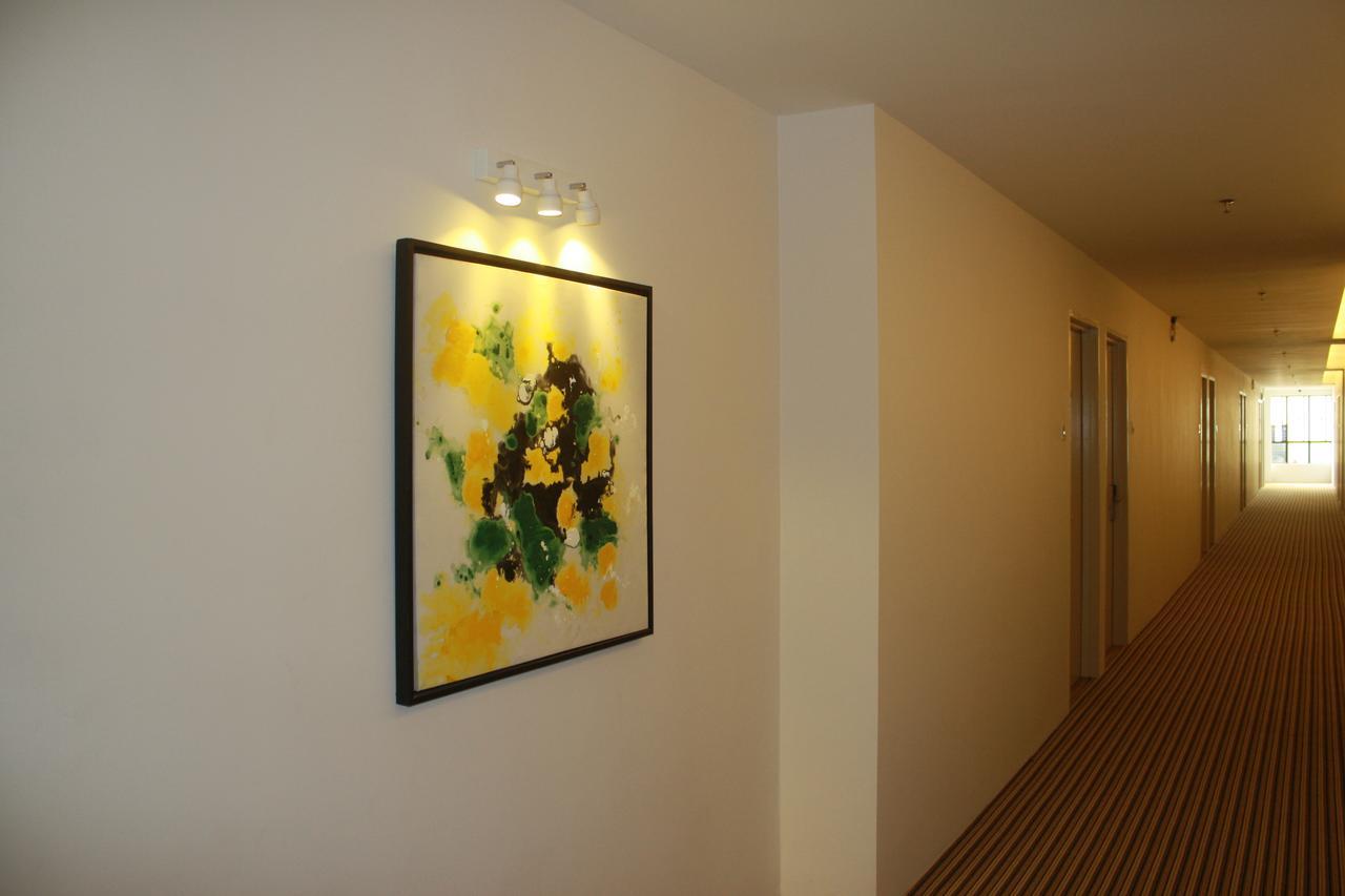 Aurora Hotel Malacca Екстериор снимка