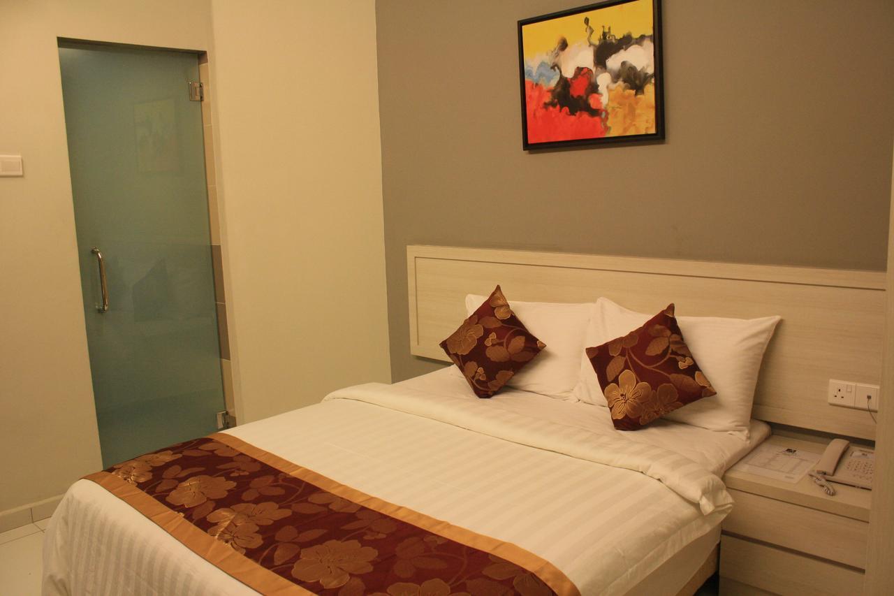 Aurora Hotel Malacca Екстериор снимка