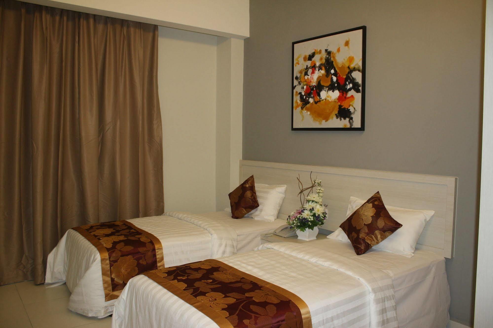 Aurora Hotel Malacca Екстериор снимка
