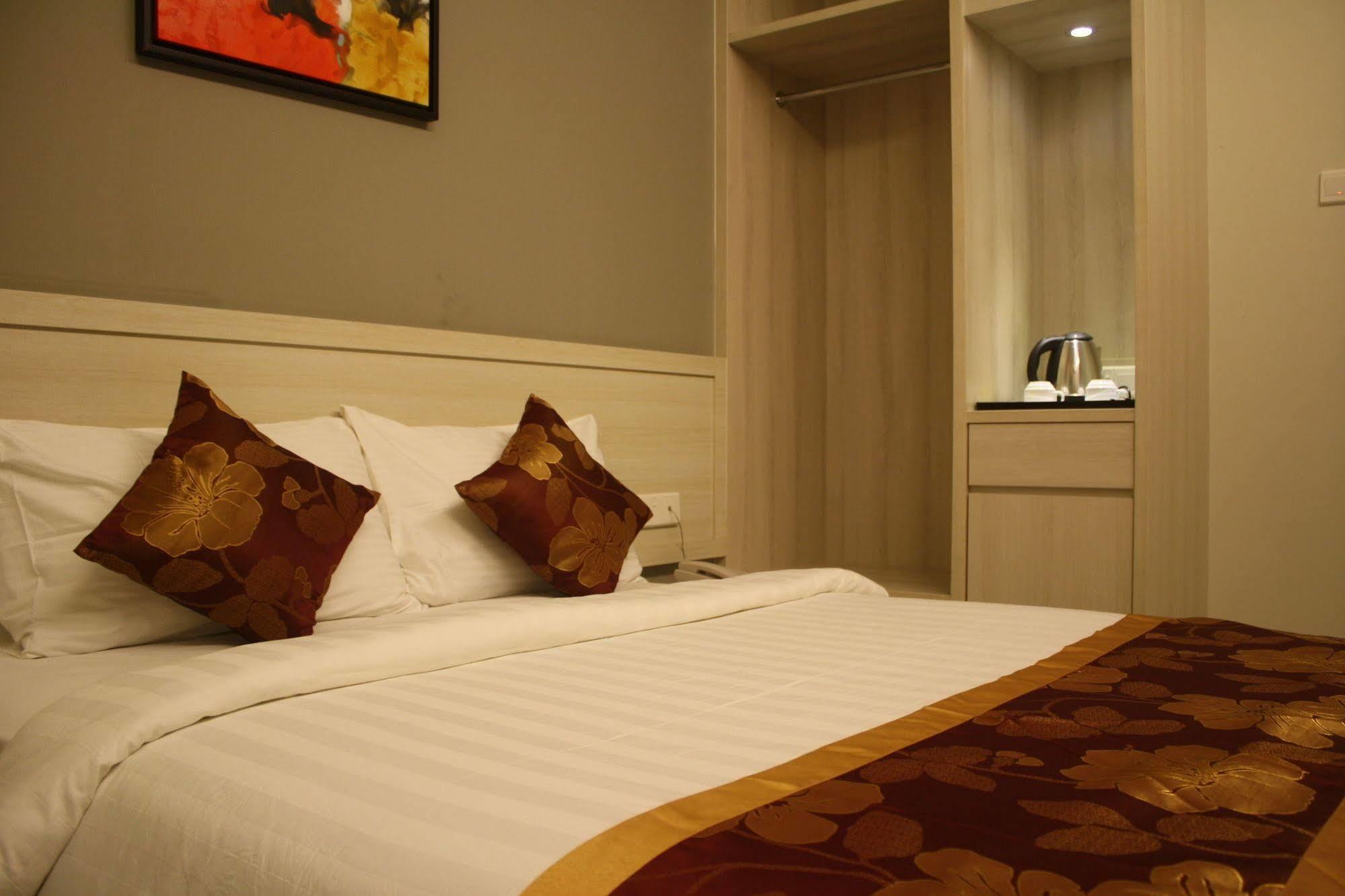 Aurora Hotel Malacca Екстериор снимка