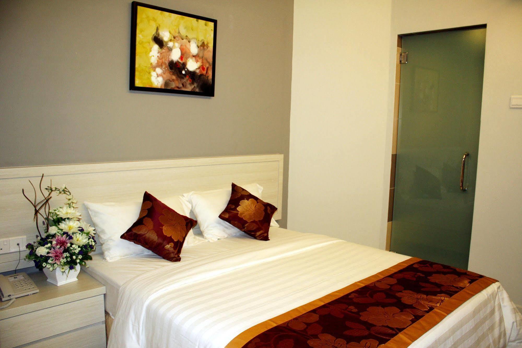Aurora Hotel Malacca Екстериор снимка