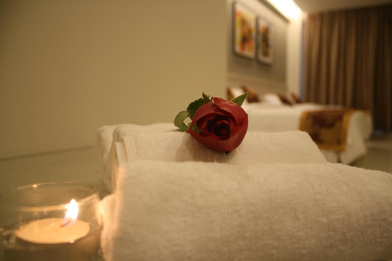 Aurora Hotel Malacca Екстериор снимка